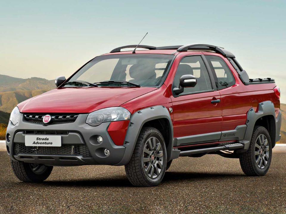 A Fiat resolveu causar certo espanto para mostrar a força a nova versão da picape, mas não muito certo